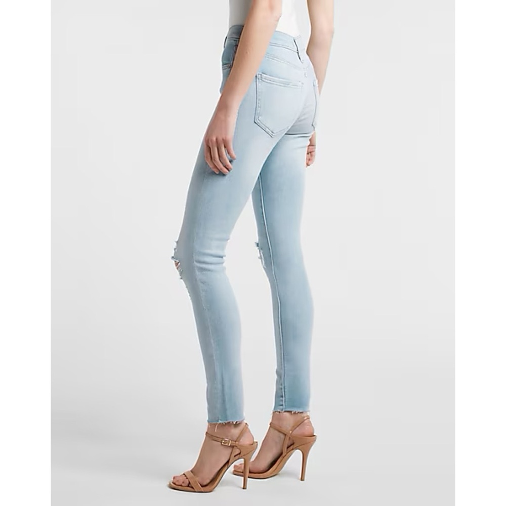 Express Mid Rise Light Wash Ripped Raw Hem Skinny Jeans 12R - Picture 4 of 6